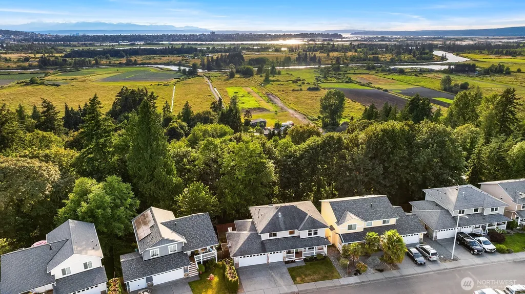 24 79th Drive SE Lake Stevens WA 98258