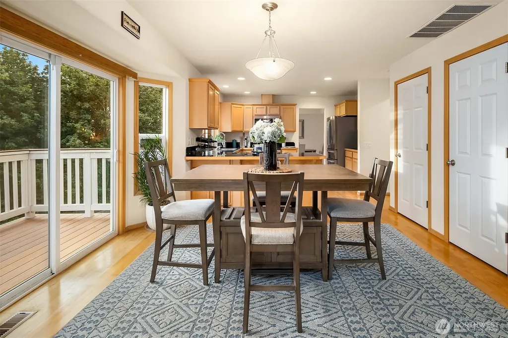 24 79th Drive SE Lake Stevens WA 98258