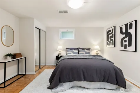 6050 43rd Avenue NE Seattle WA 98115