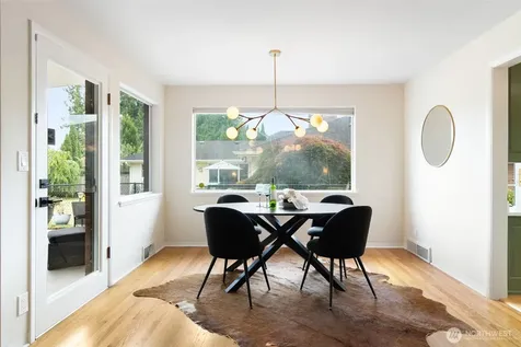 6050 43rd Avenue NE Seattle WA 98115