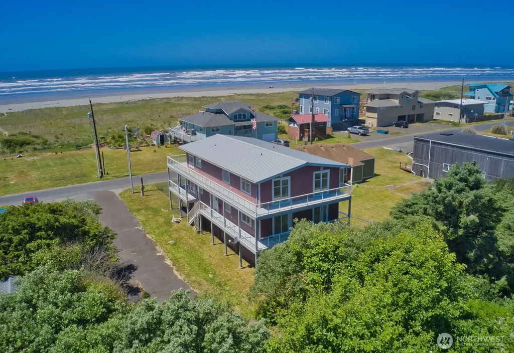 48140 Pacific Avenue Moclips WA 98562