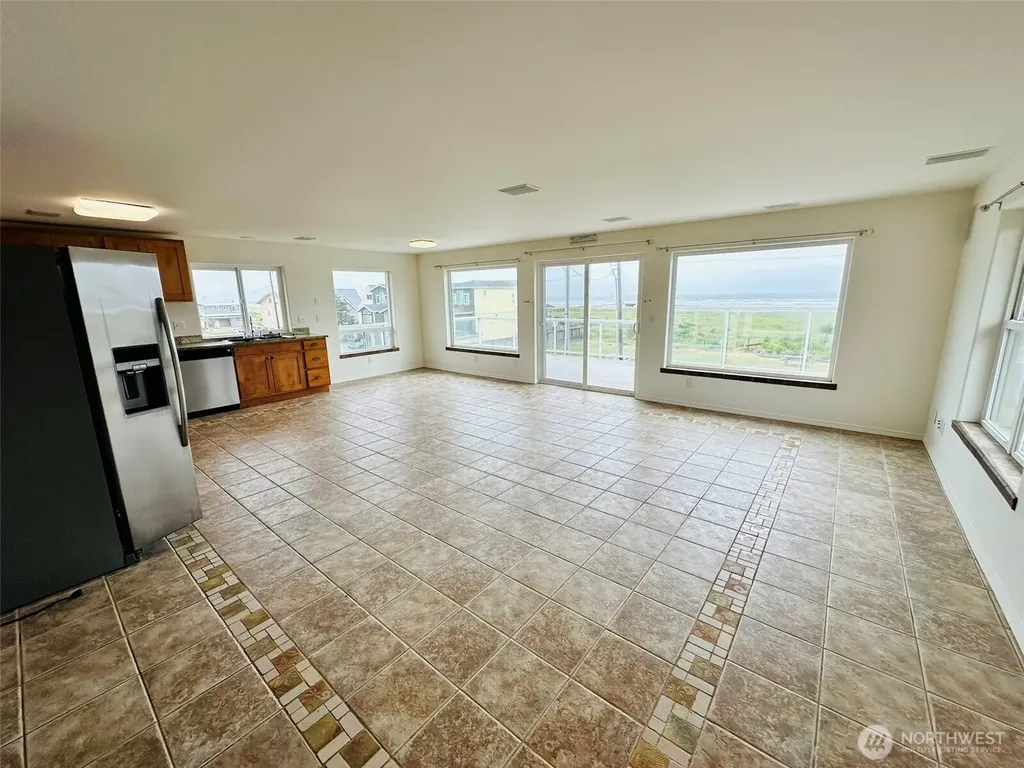 48140 Pacific Avenue Moclips WA 98562