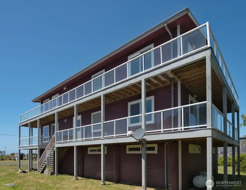 48140 Pacific Avenue Moclips WA 98562