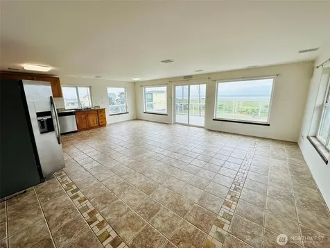 48140 Pacific Avenue Moclips WA 98562