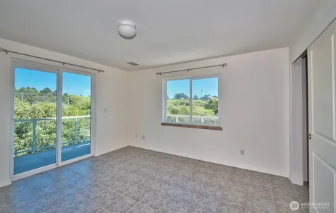 48140 Pacific Avenue Moclips WA 98562