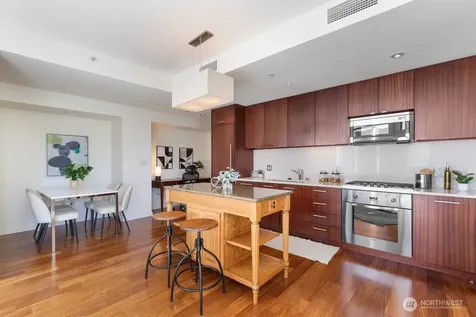 500 106th Avenue NE Bellevue WA 98004