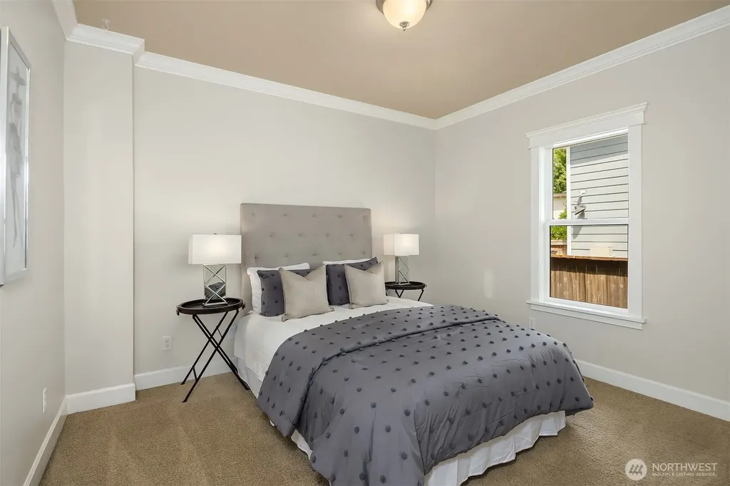 223 29th Avenue E Seattle WA 98112