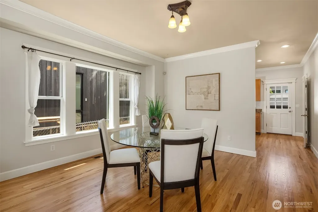 223 29th Avenue E Seattle WA 98112