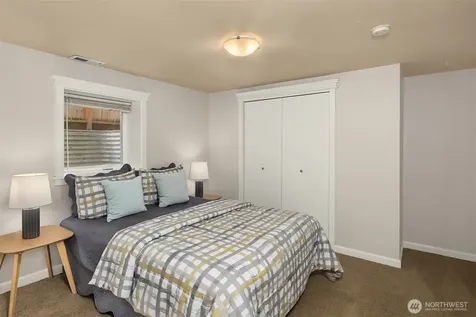 223 29th Avenue E Seattle WA 98112