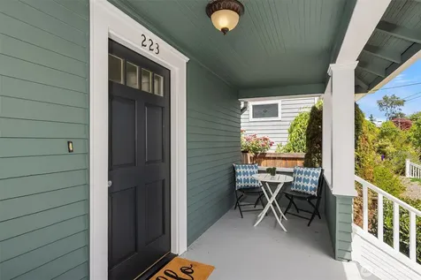 223 29th Avenue E Seattle WA 98112