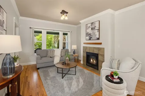 223 29th Avenue E Seattle WA 98112