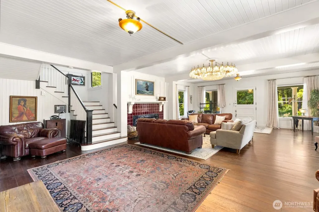 2415 Willows Road Seaview WA 98644