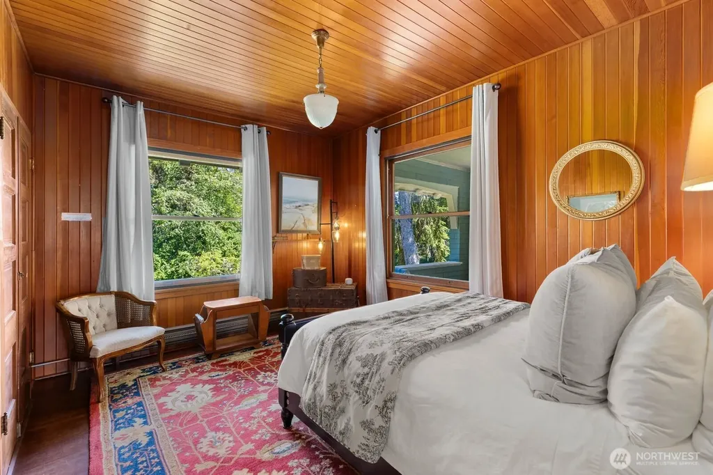 2415 Willows Road Seaview WA 98644