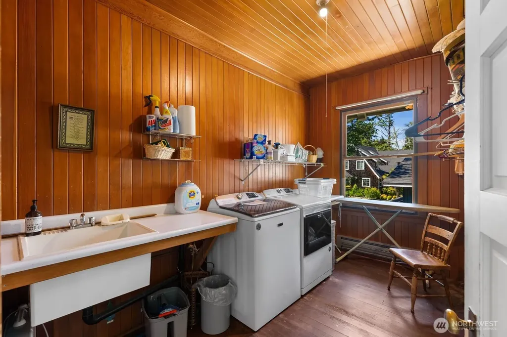 2415 Willows Road Seaview WA 98644