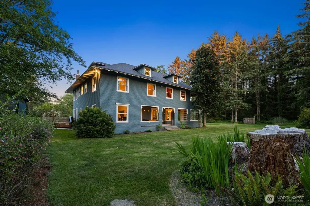 2415 Willows Road Seaview WA 98644