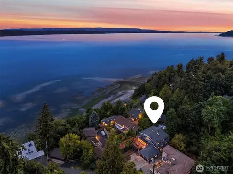 2714 SW 152nd Place Burien WA 98166