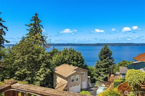 2714 SW 152nd Place Burien WA 98166