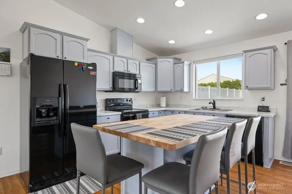 225 Atterberry Drive SW Mattawa WA 99349