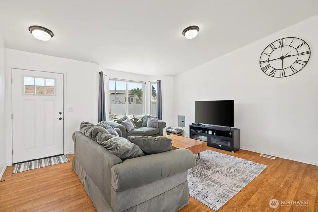 225 Atterberry Drive SW Mattawa WA 99349