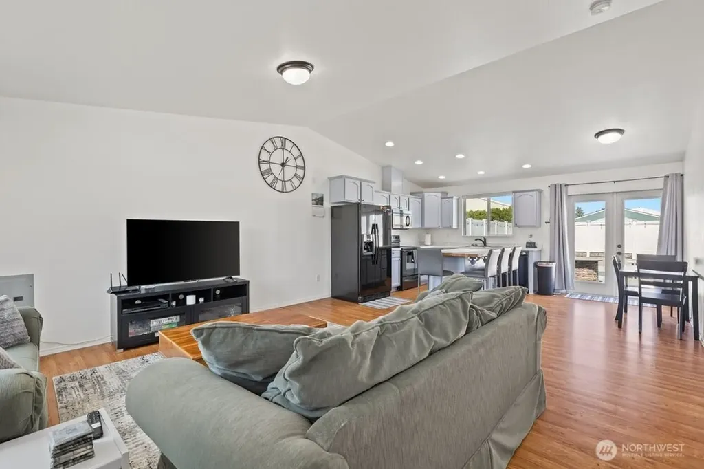 225 Atterberry Drive SW Mattawa WA 99349