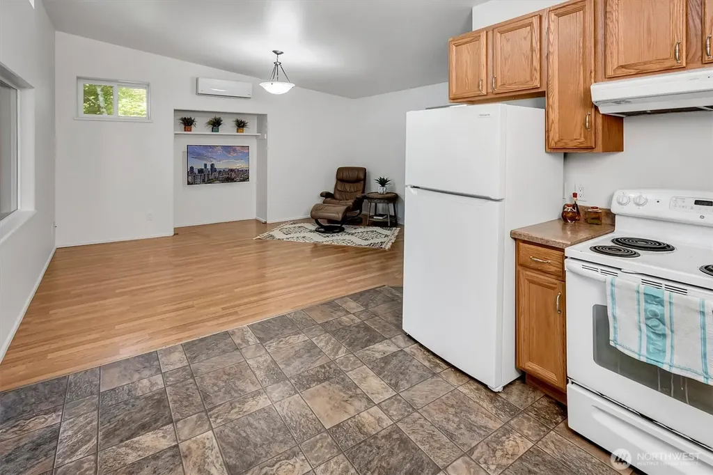 11321 E Lake Joy Drive NE Carnation WA 98014