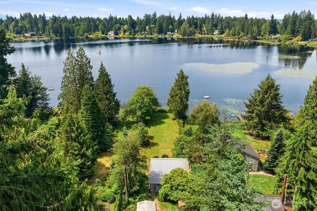 11321 E Lake Joy Drive NE Carnation WA 98014