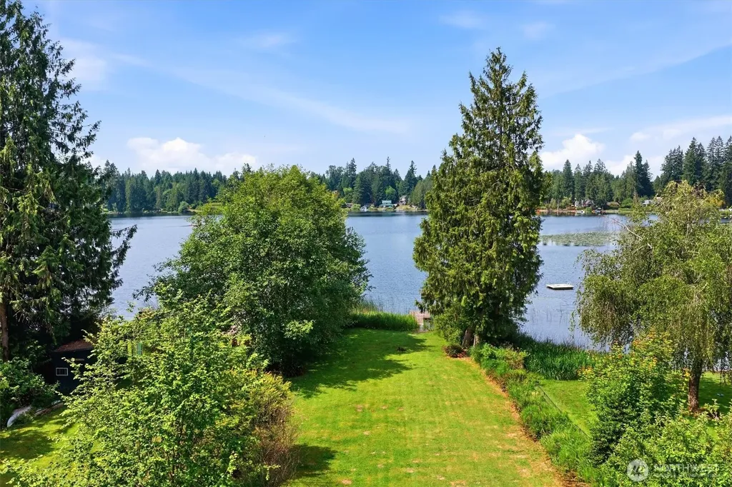 11321 E Lake Joy Drive NE Carnation WA 98014