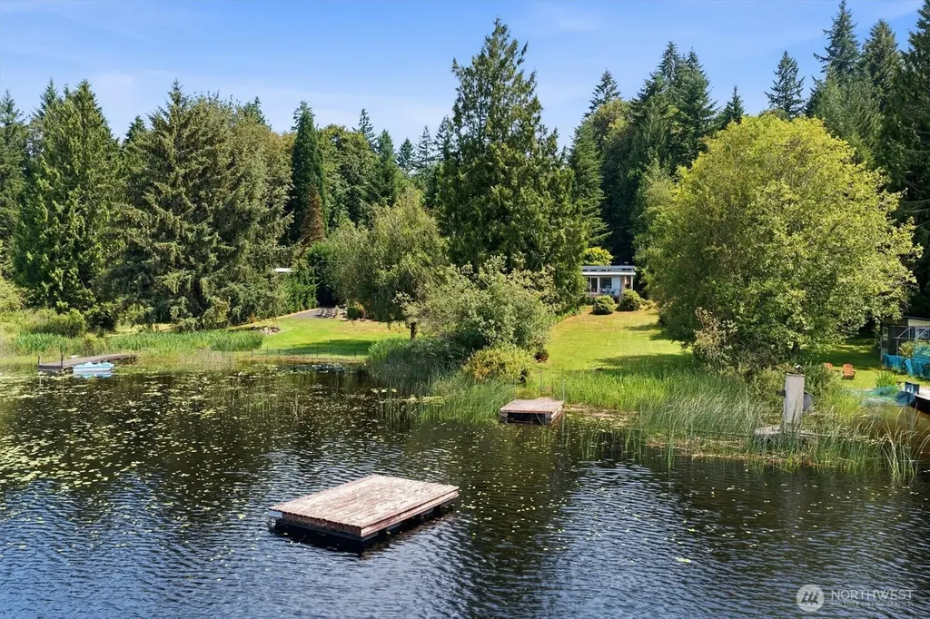 11321 E Lake Joy Drive NE Carnation WA 98014