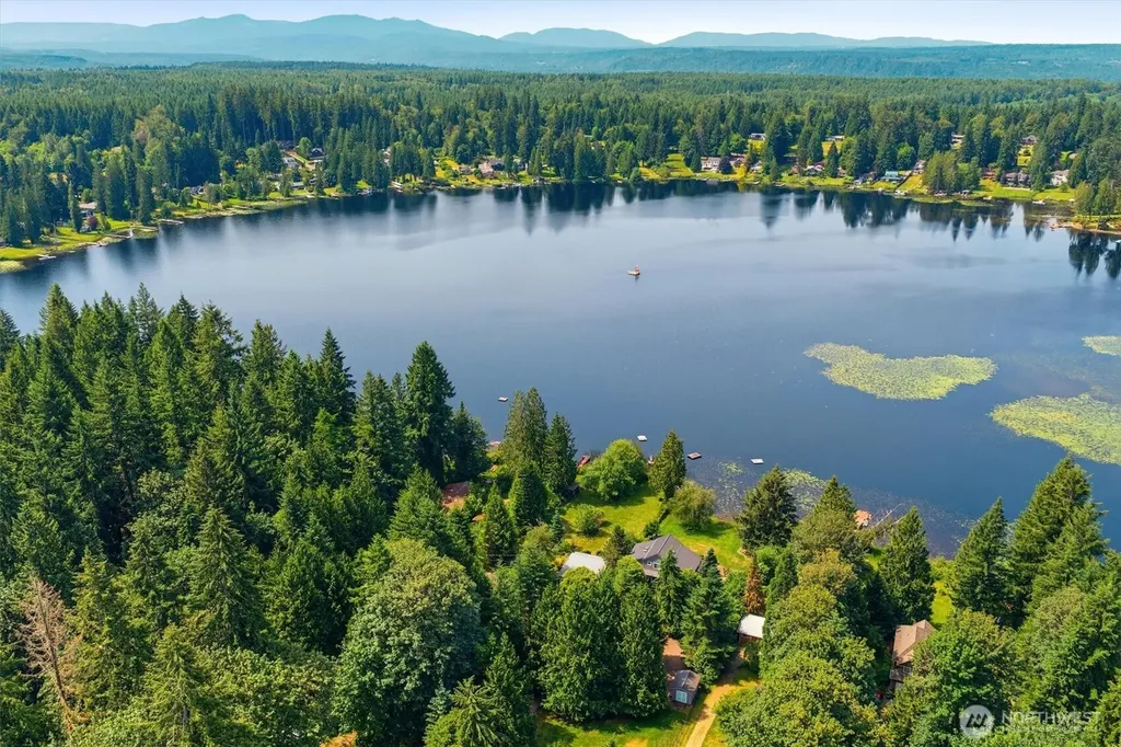 11321 E Lake Joy Drive NE Carnation WA 98014