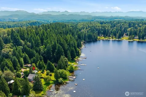 11321 E Lake Joy Drive NE Carnation WA 98014