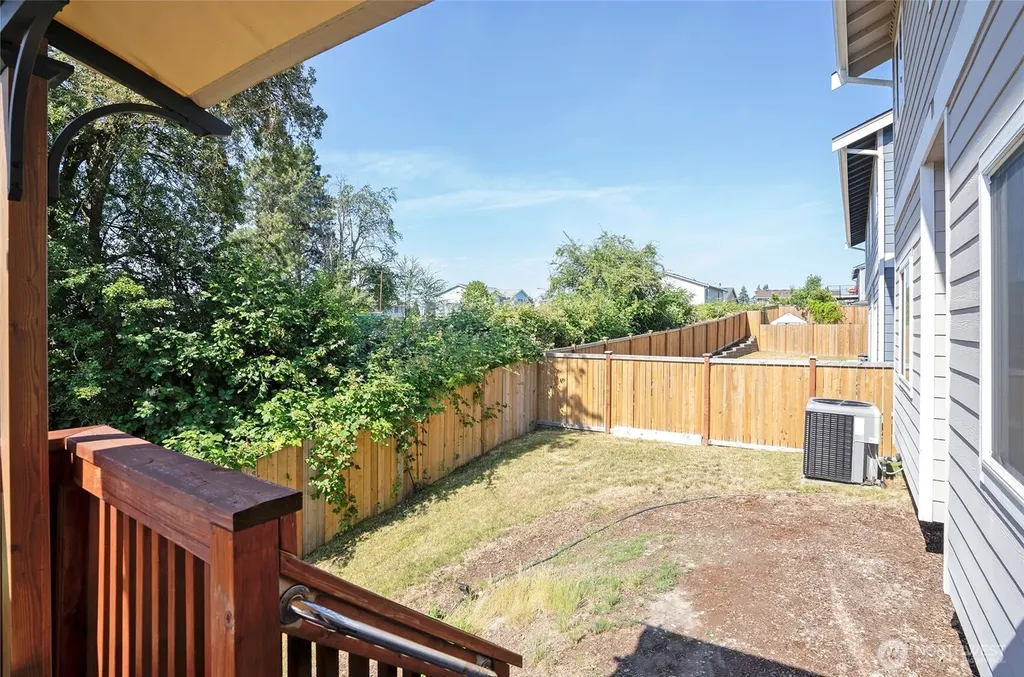 8821 S L Street Tacoma WA 98444