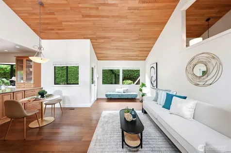 301 128th Avenue NE Bellevue WA 98005