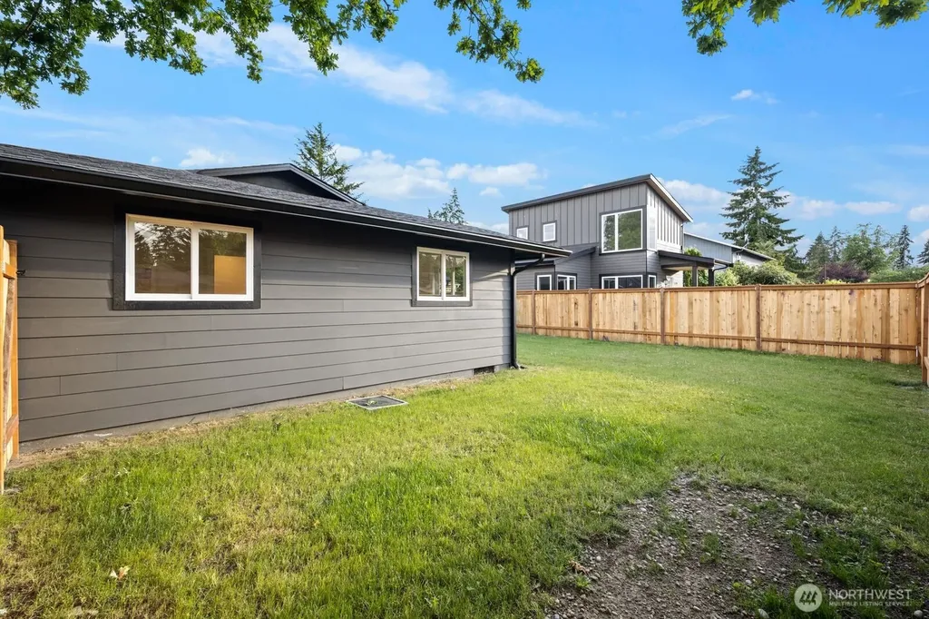 15703 117th Avenue SE Renton WA 98058