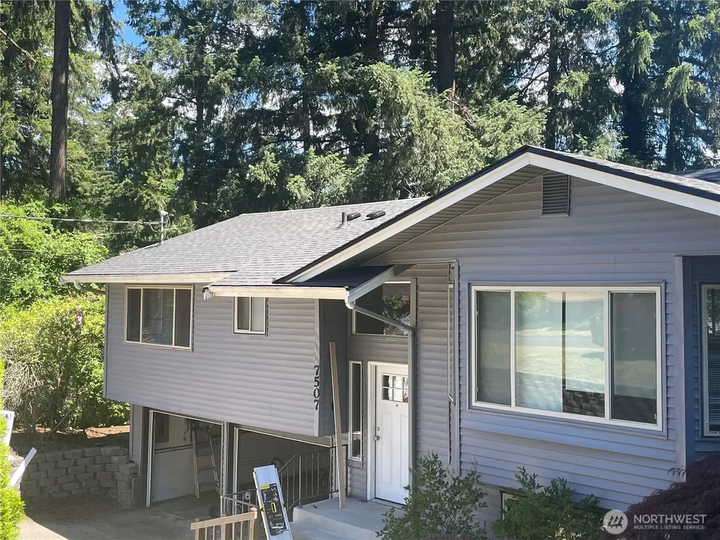 7507 66th Avenue W Lakewood WA 98499