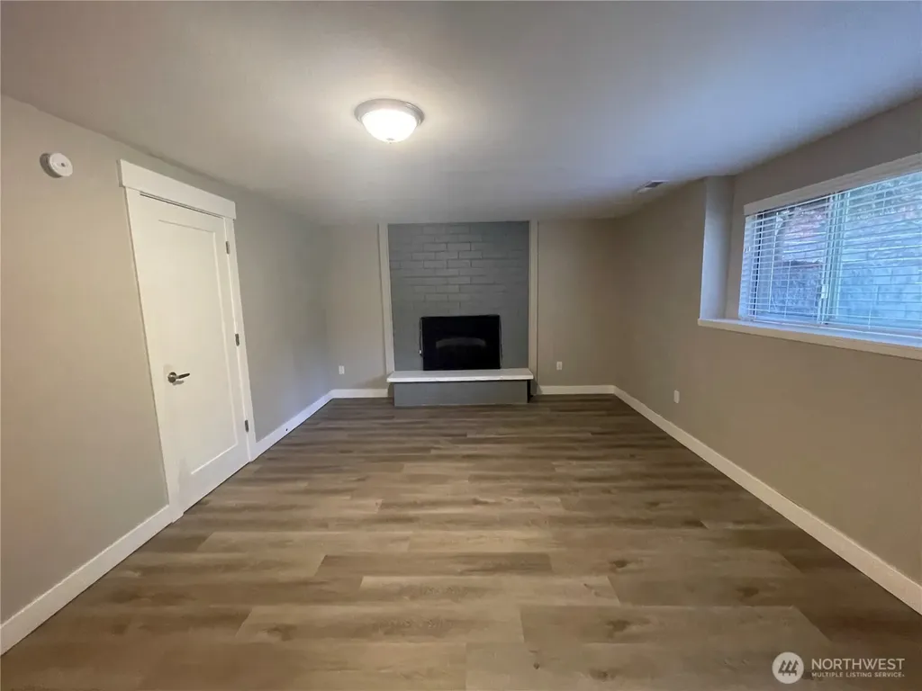 7507 66th Avenue W Lakewood WA 98499