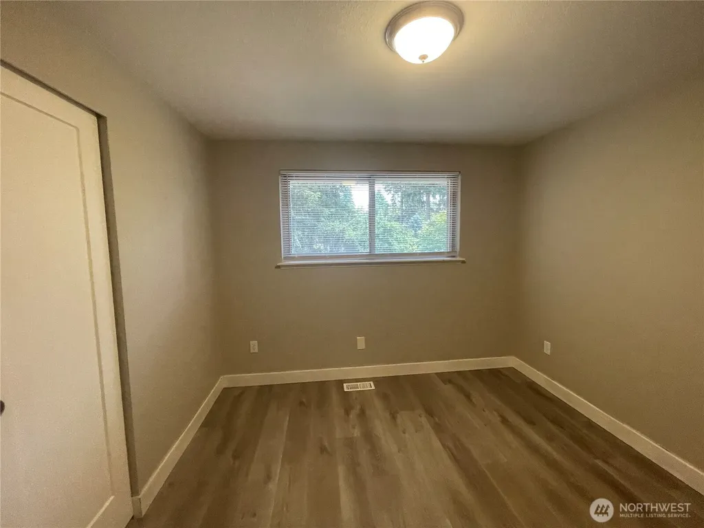 7507 66th Avenue W Lakewood WA 98499