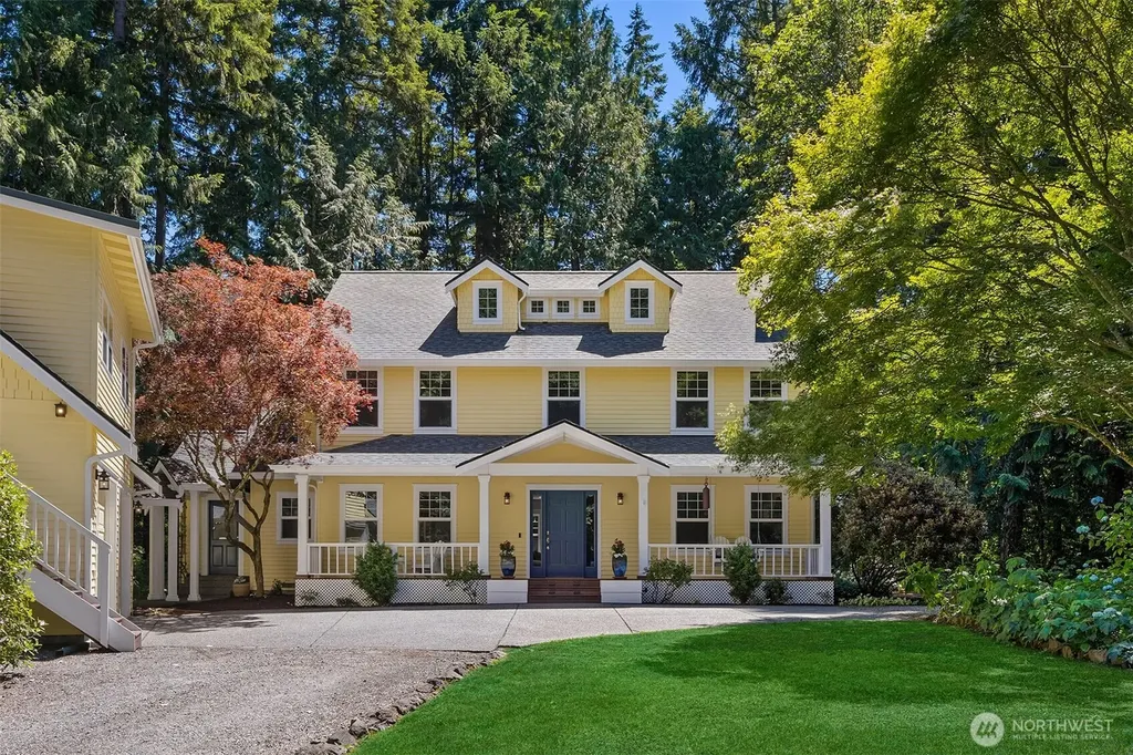 8363 NE Sumanee Place Bainbridge Island WA 98110