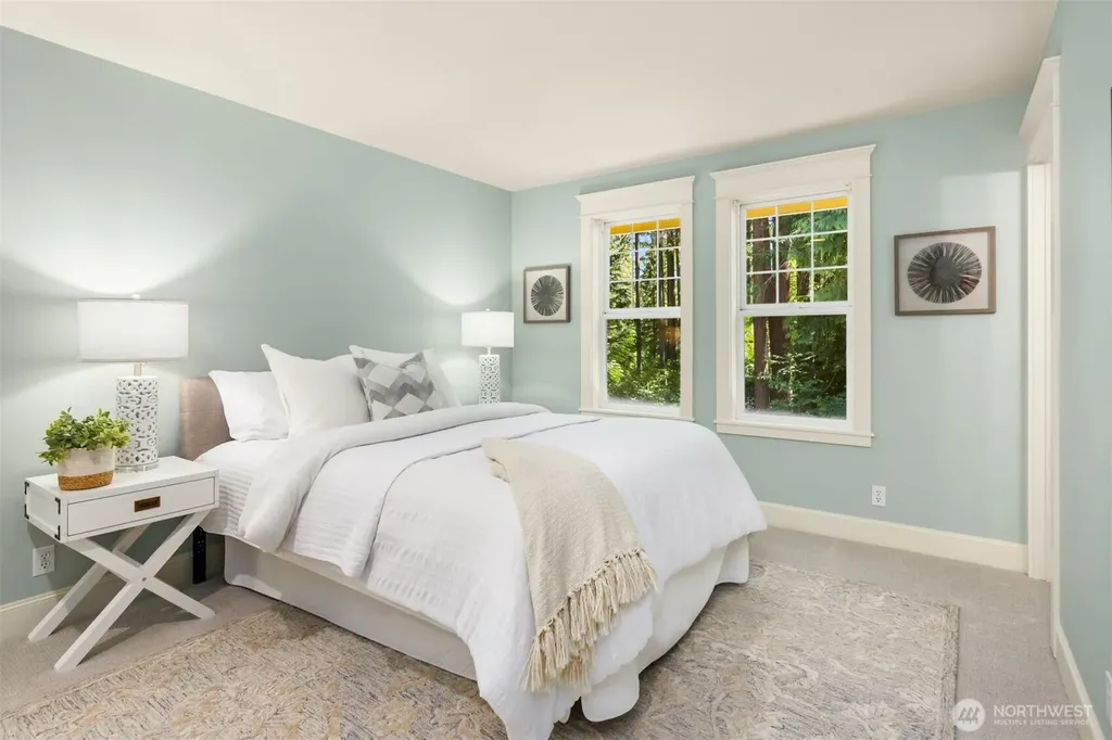 8363 NE Sumanee Place Bainbridge Island WA 98110