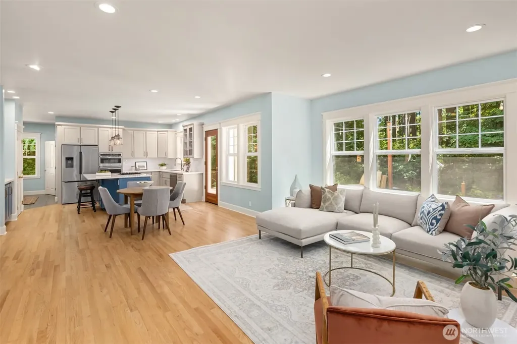 8363 NE Sumanee Place Bainbridge Island WA 98110