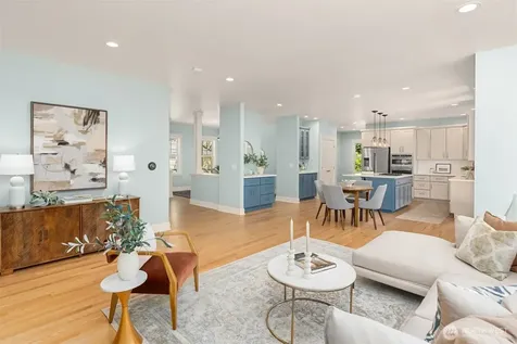 8363 NE Sumanee Place Bainbridge Island WA 98110