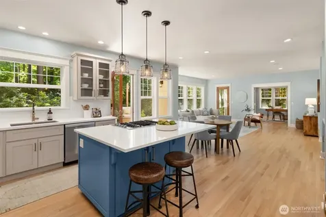 8363 NE Sumanee Place Bainbridge Island WA 98110