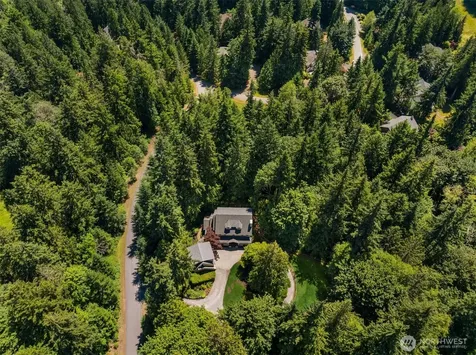 8363 NE Sumanee Place Bainbridge Island WA 98110