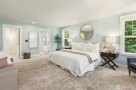8363 NE Sumanee Place Bainbridge Island WA 98110