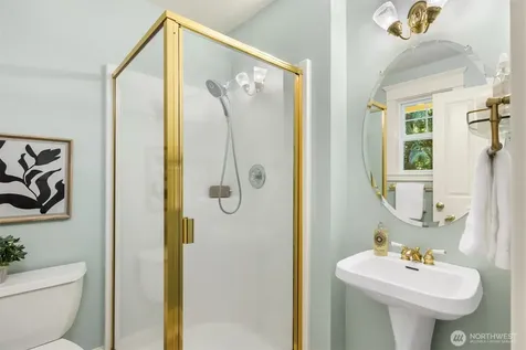 8363 NE Sumanee Place Bainbridge Island WA 98110