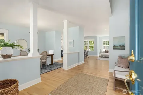 8363 NE Sumanee Place Bainbridge Island WA 98110