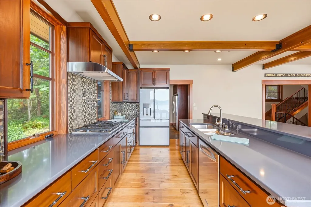 4898 S Camano Drive Camano Island WA 98282