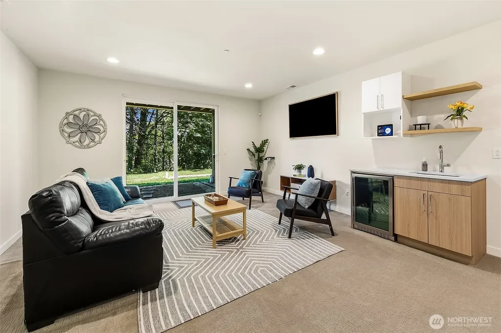 14917 196th Avenue SE Renton WA 98059