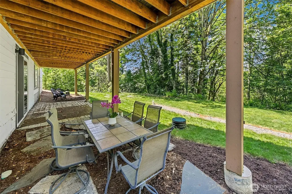14917 196th Avenue SE Renton WA 98059