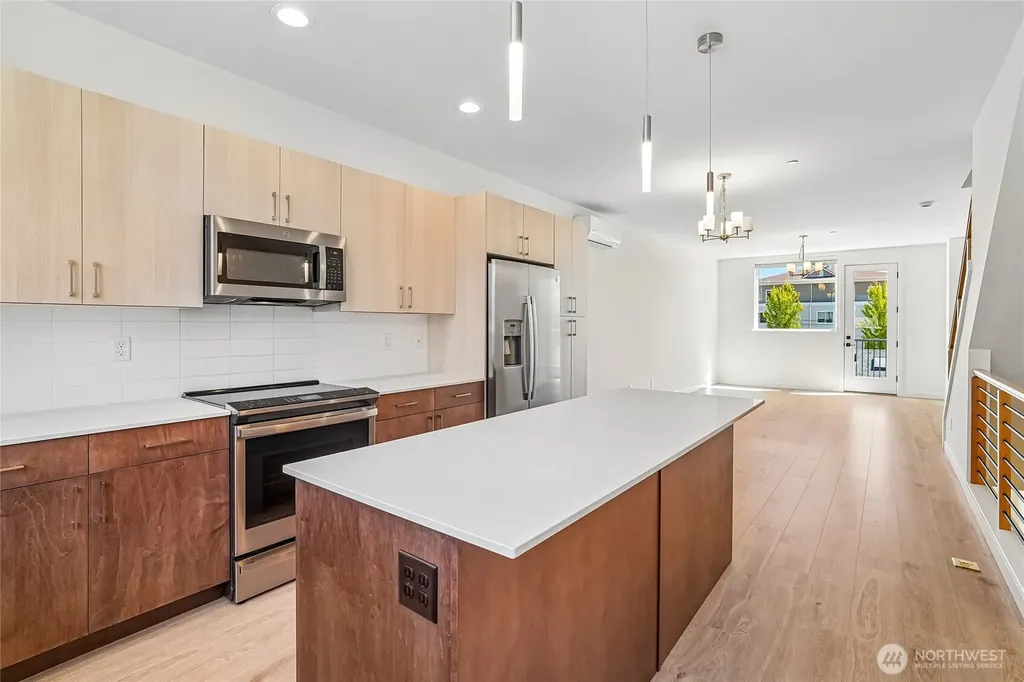 22906 56th Avenue W Mountlake Terrace WA 98043