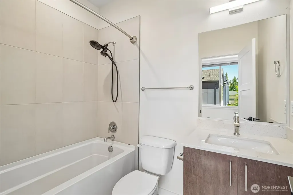 22906 56th Avenue W Mountlake Terrace WA 98043